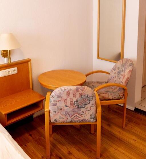 חדר בסיסי, Gästehaus Am Weißen Turm