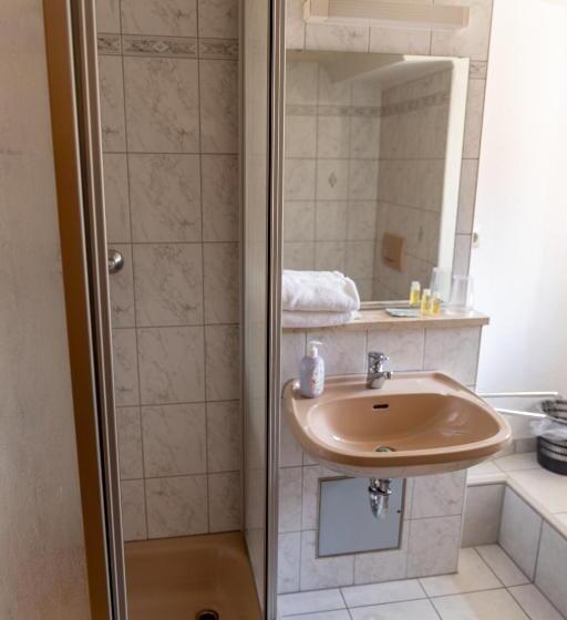 חדר אקונומי, Gästehaus Am Weißen Turm