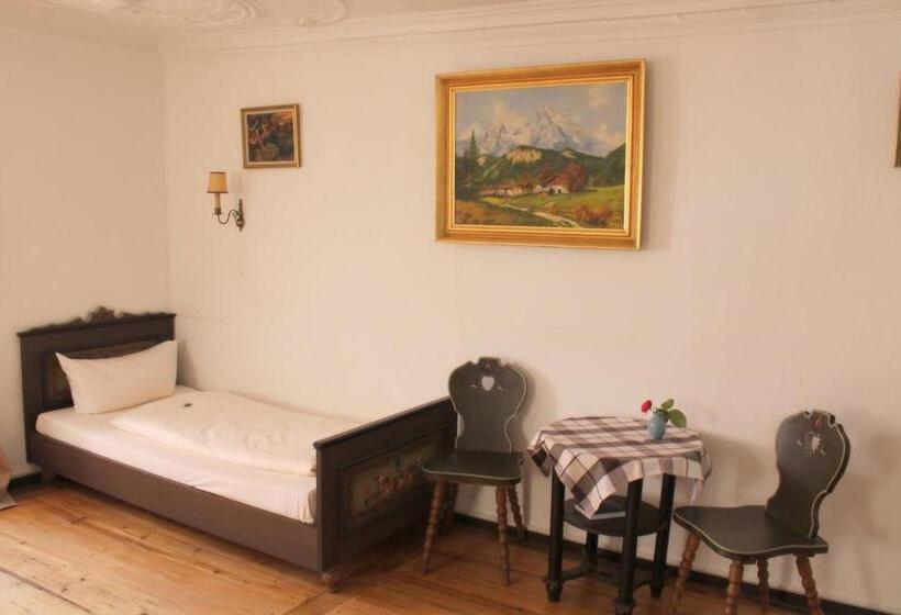 חדר סטנדרט לארבעה, Gästehaus Am Weißen Turm