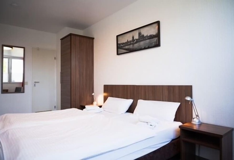 스탠다드 룸, Fassbender