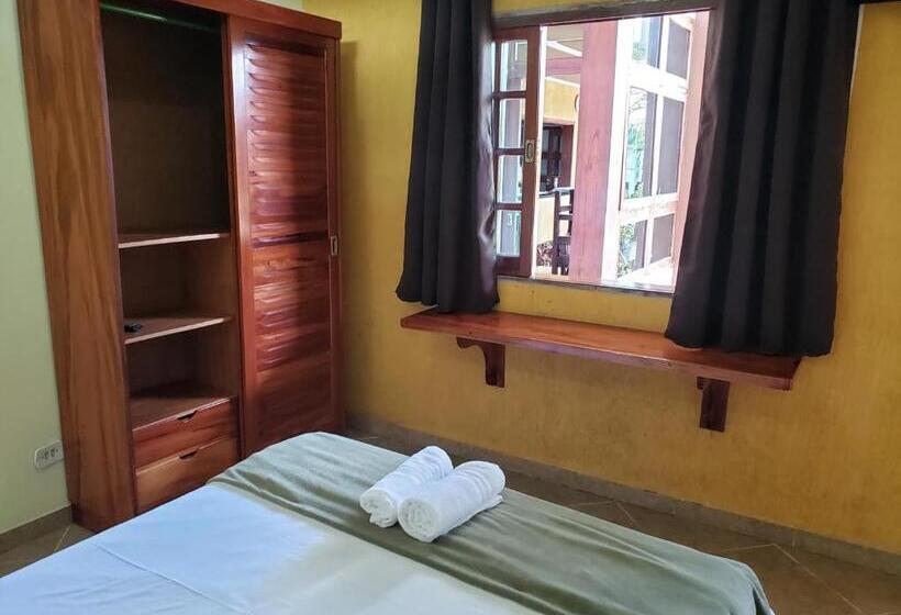 4인용 스탠다드 룸, Hospedaria Vitória Mar