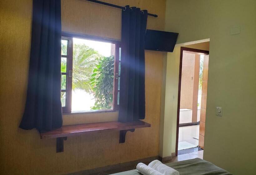 4인용 스탠다드 룸, Hospedaria Vitória Mar