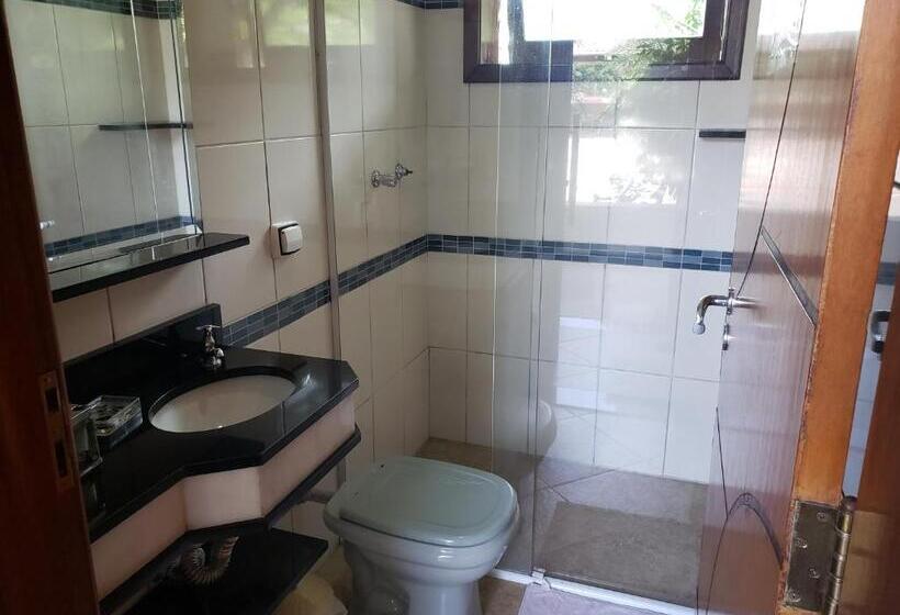 4인용 스탠다드 룸, Hospedaria Vitória Mar