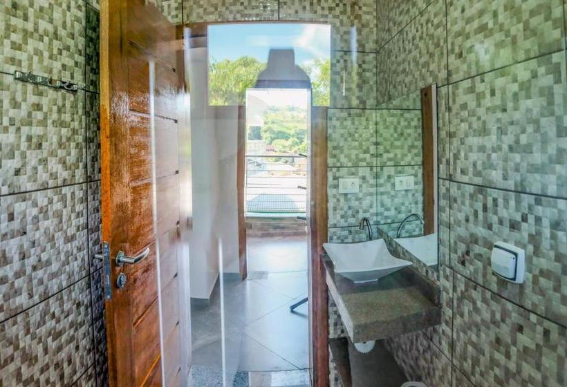 4인용 스탠다드 룸, Hospedaria Vitória Mar