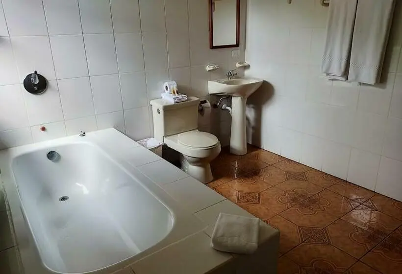 Perhebungalow, Jardines De Chamana