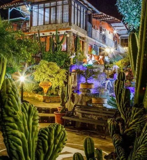 Perhebungalow, Jardines De Chamana