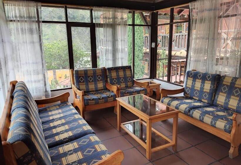 家族用バンガロー, Jardines De Chamana