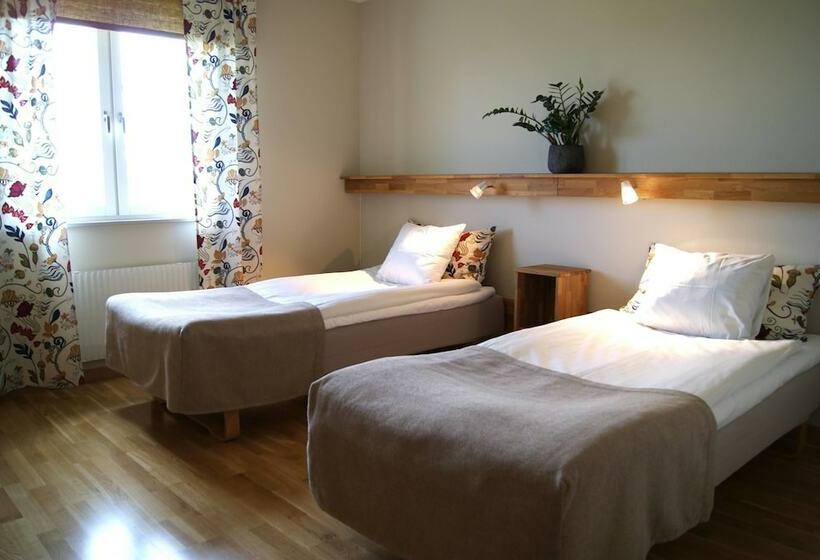 标准间, L Villa Långbers