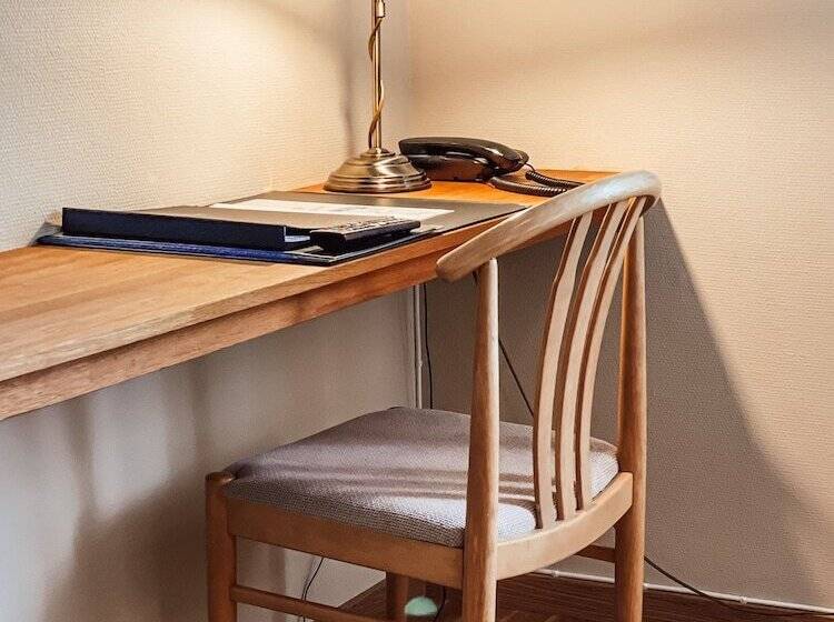 标准间, L Villa Långbers