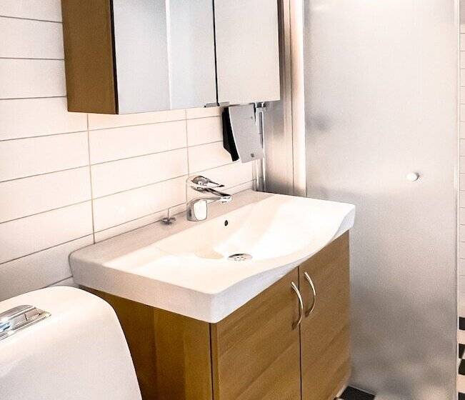 标准单人间, L Villa Långbers