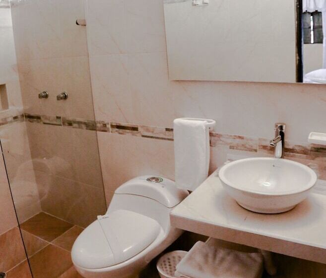 חדר סטנדרט לארבעה, La Posada De San Antonio