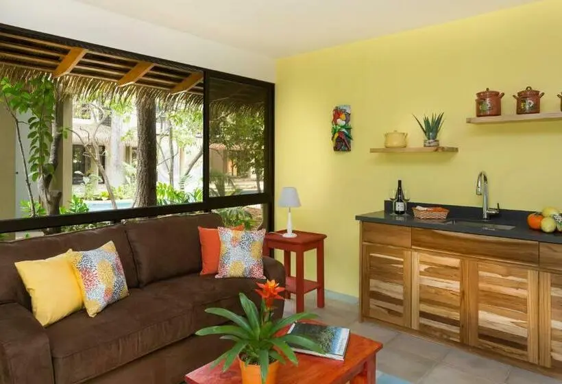 2 Bedroom Apartment Garden View, Olas Verdes