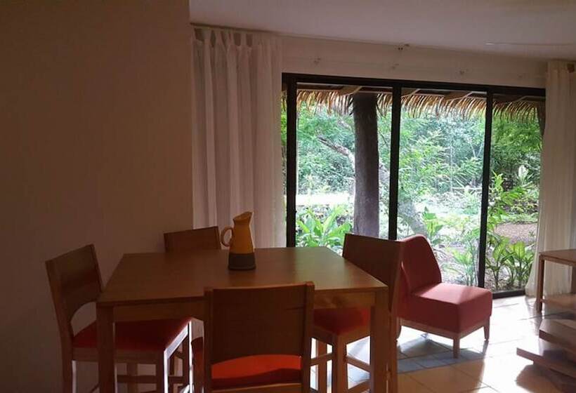 جناح ديلوكس, Olas Verdes