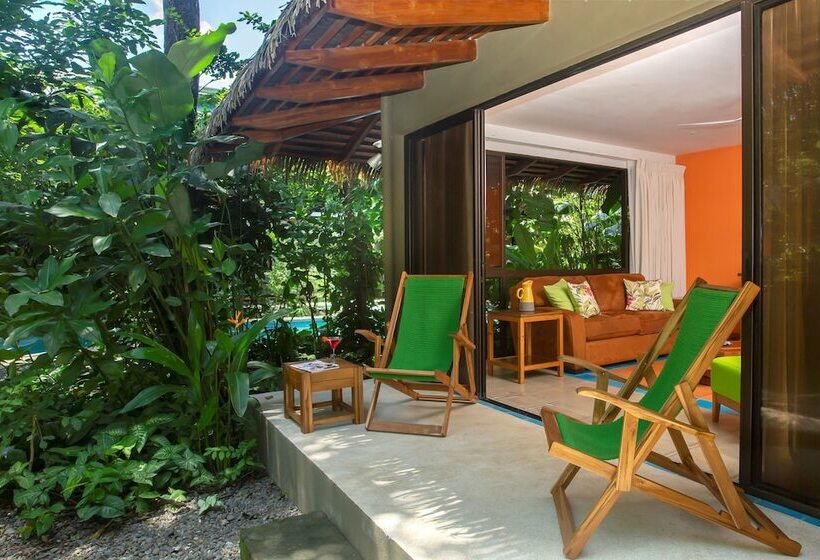 جناح ديلوكس, Olas Verdes