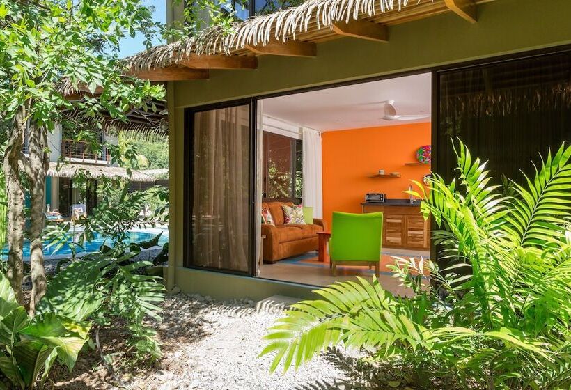 جناح ديلوكس, Olas Verdes