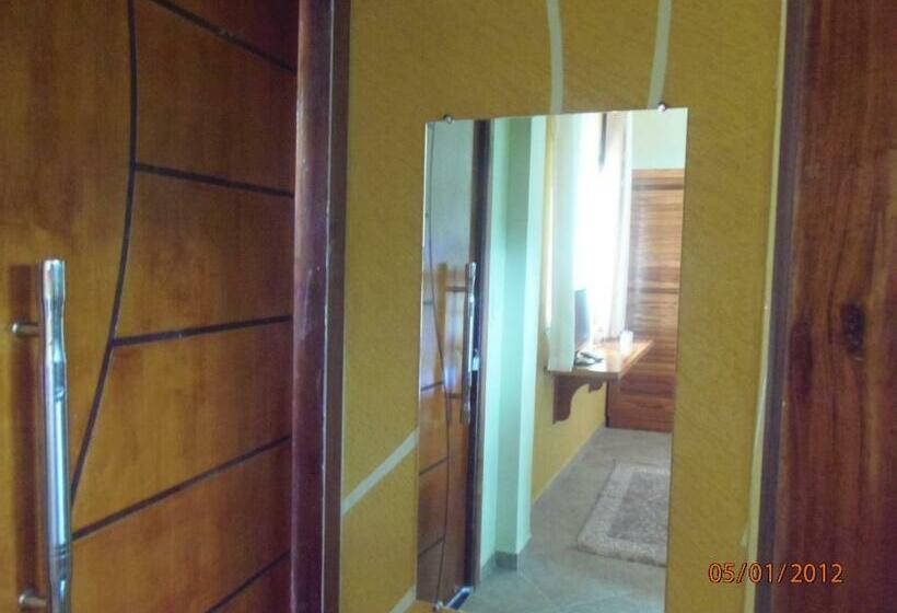 4인용 스탠다드 룸, Hospedaria Vitória Mar