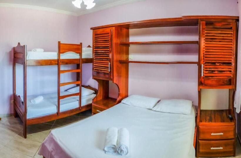 패밀리 룸, Hospedaria Vitória Mar