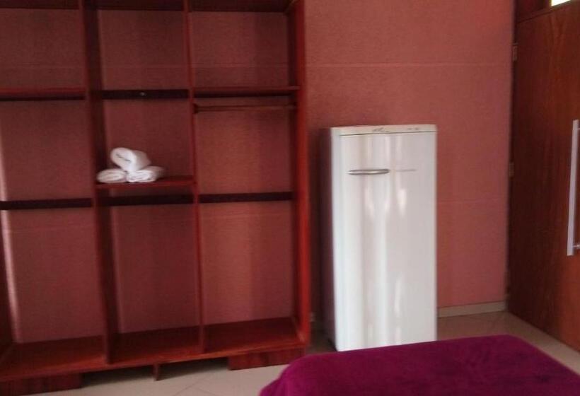 이그제큐티브 스위트, Hospedaria Vitória Mar