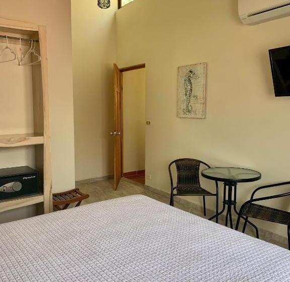 Quarto Deluxe, Ten North Tamarindo Beach