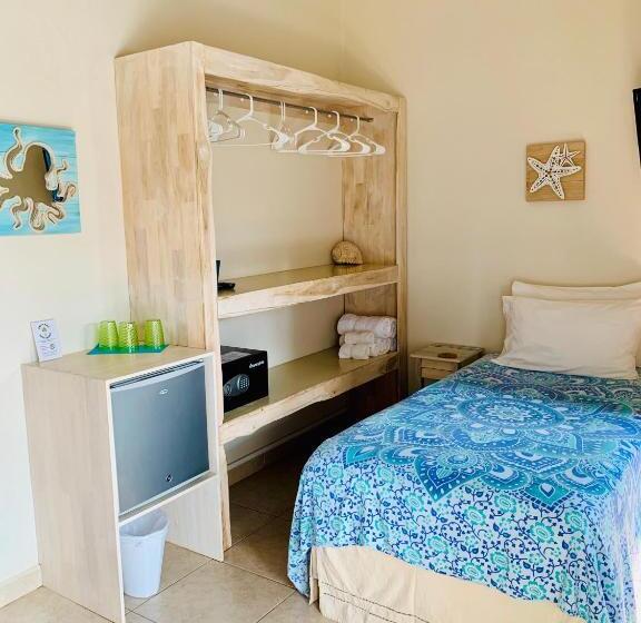 스탠다드 트리플 룸, Ten North Tamarindo Beach