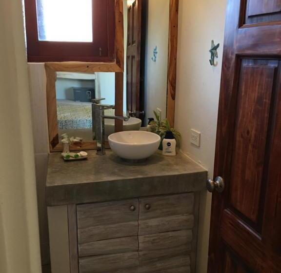 スタンダードトリプルルーム, Ten North Tamarindo Beach