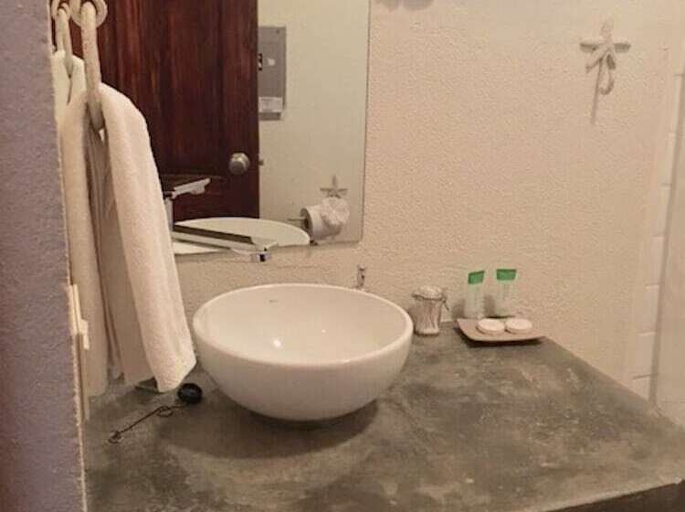 エコノミールーム, Ten North Tamarindo Beach