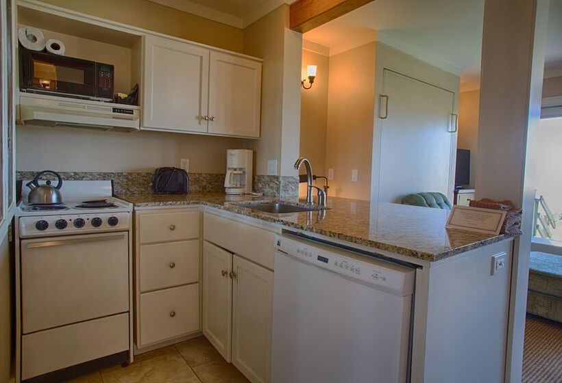 סוויטה נוף לים, The Waves