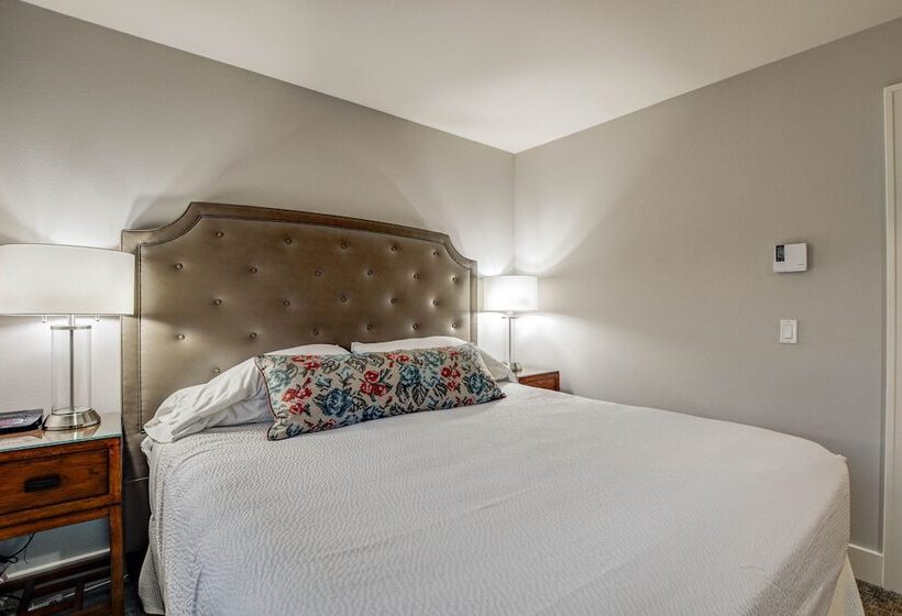 סוויטה נוף לים, The Waves