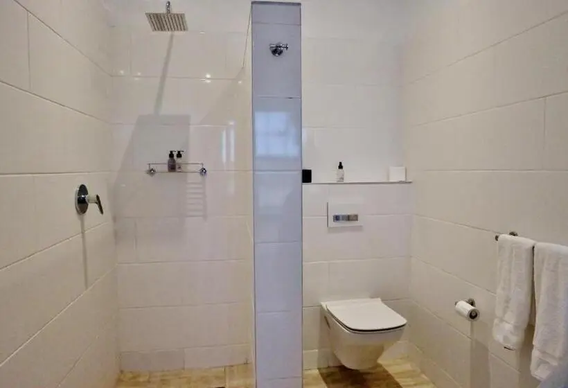 Standard-huone, Thelab Robertson