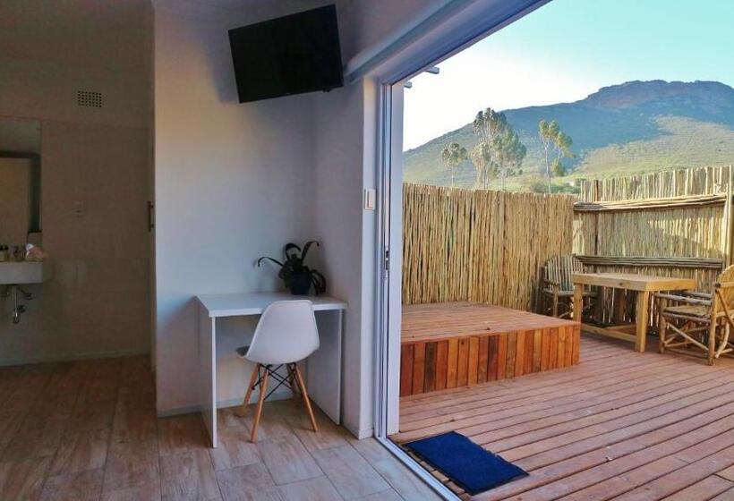 标准间, Thelab Robertson