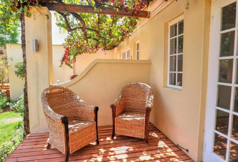 标准间, Thelab Robertson