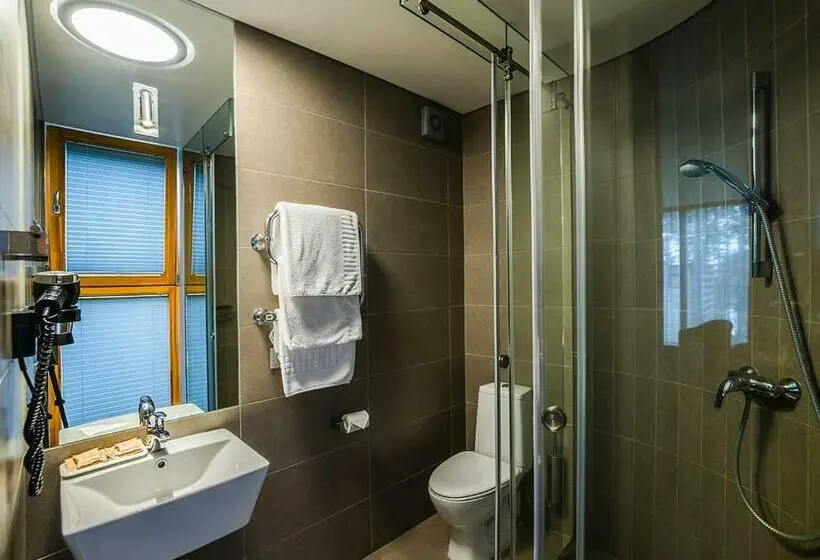 اتاق استاندارد با تراس, Tonyresort