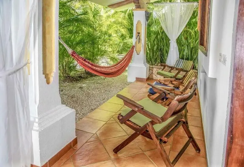 Villa 2 Makuuhuonetta, Villas Kalimba