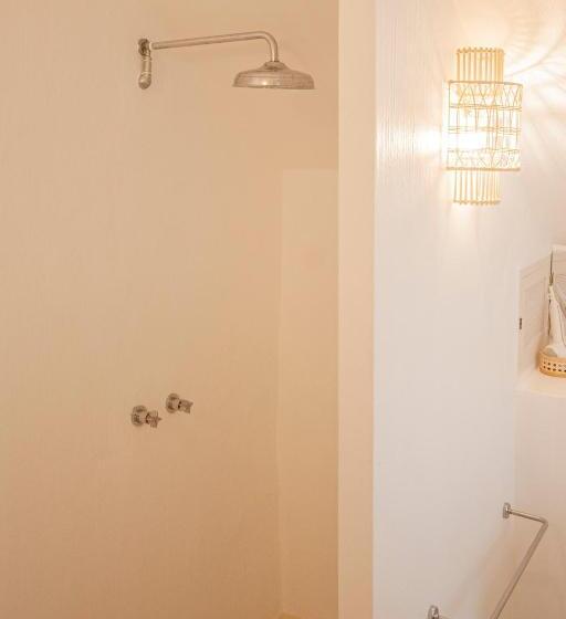 디럭스 룸, 971 Hotel Con Encanto