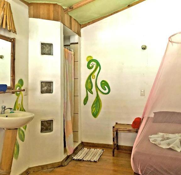 اتاق استاندارد, Cascada Verde Hostel