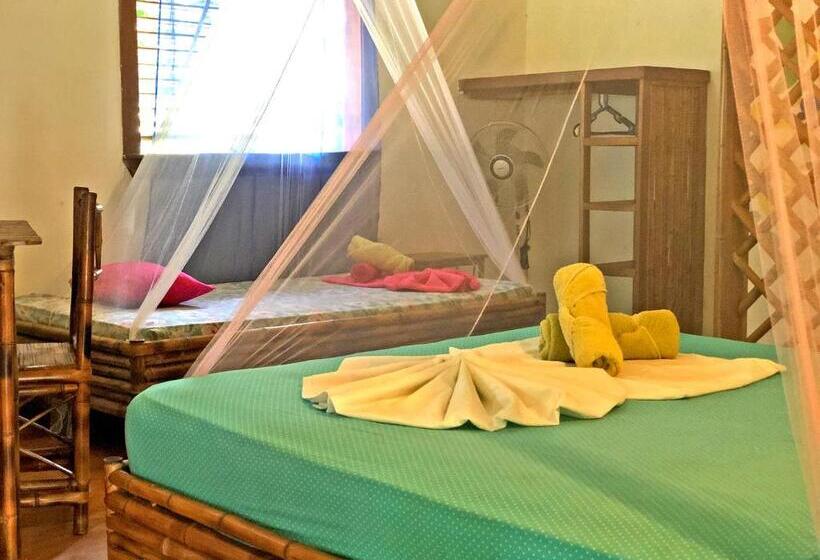 اتاق استاندارد سه نفره, Cascada Verde Hostel