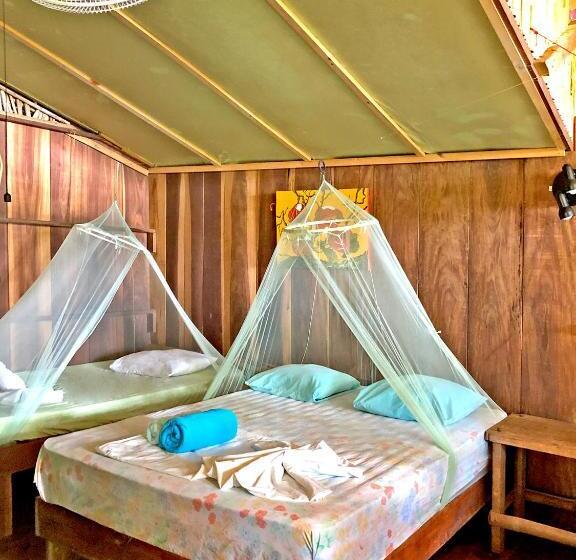 تختخواب در اتاق مشترک, Cascada Verde Hostel