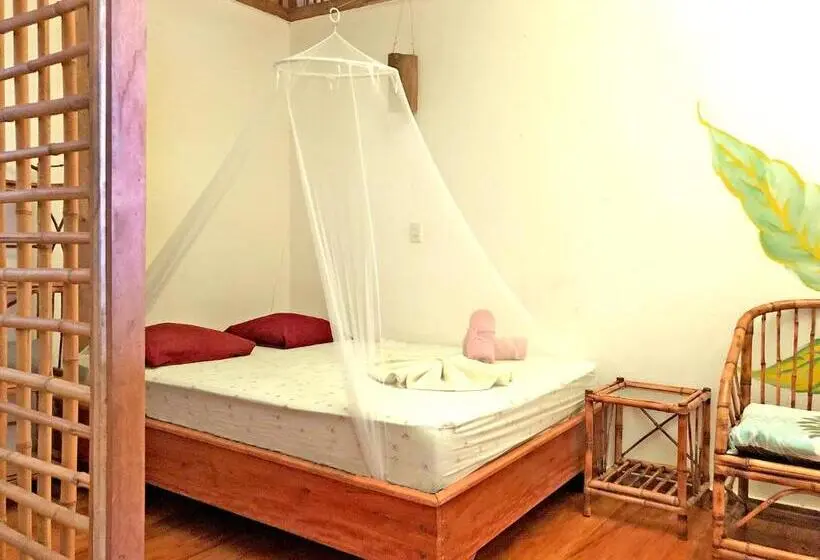 スタンダードルーム, Cascada Verde Hostel
