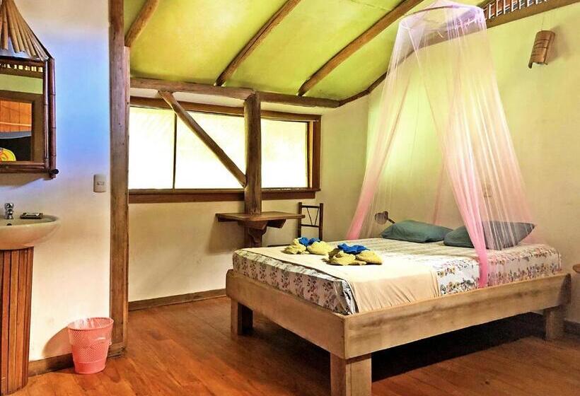 اتاق خانوادگی, Cascada Verde Hostel