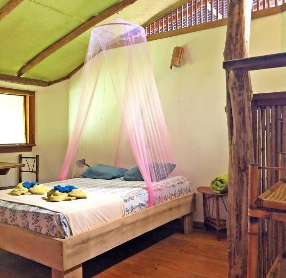 اتاق خانوادگی, Cascada Verde Hostel