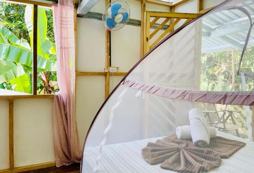 اتاق استاندارد با بالکن, Cascada Verde Hostel