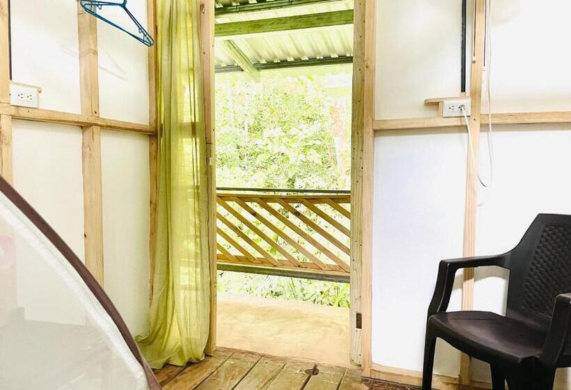 اتاق استاندارد یک تخته با بالکن, Cascada Verde Hostel