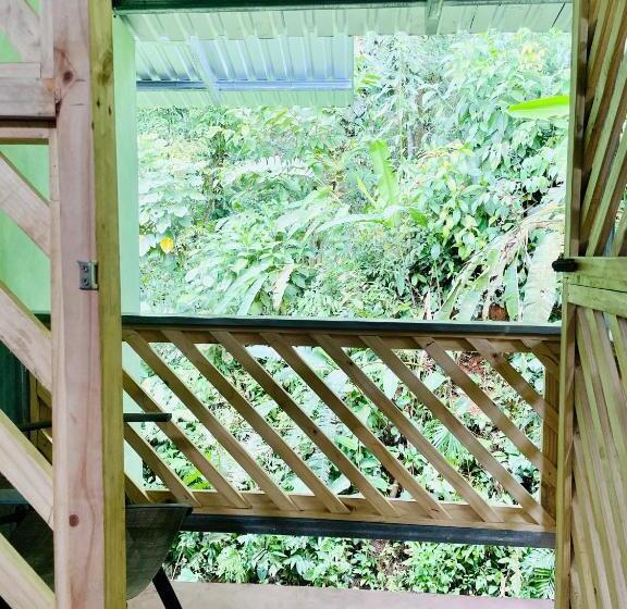 اتاق اکونومی, Cascada Verde Hostel