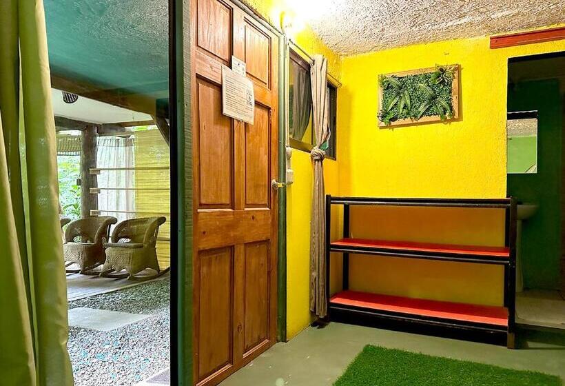 Quarto Familiar, Cascada Verde Hostel