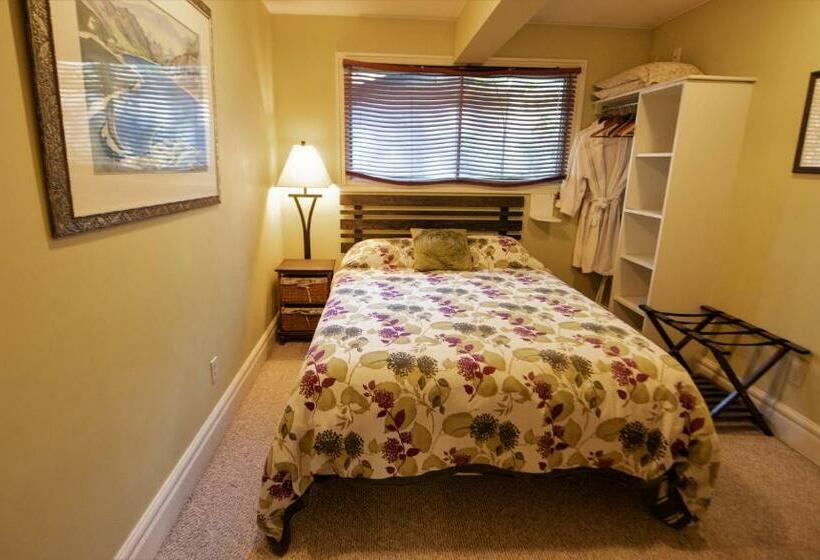منزل 3 غرف نوم, Auberge Kicking Horse Guest House