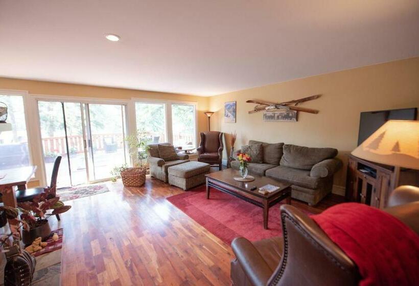 منزل 3 غرف نوم, Auberge Kicking Horse Guest House