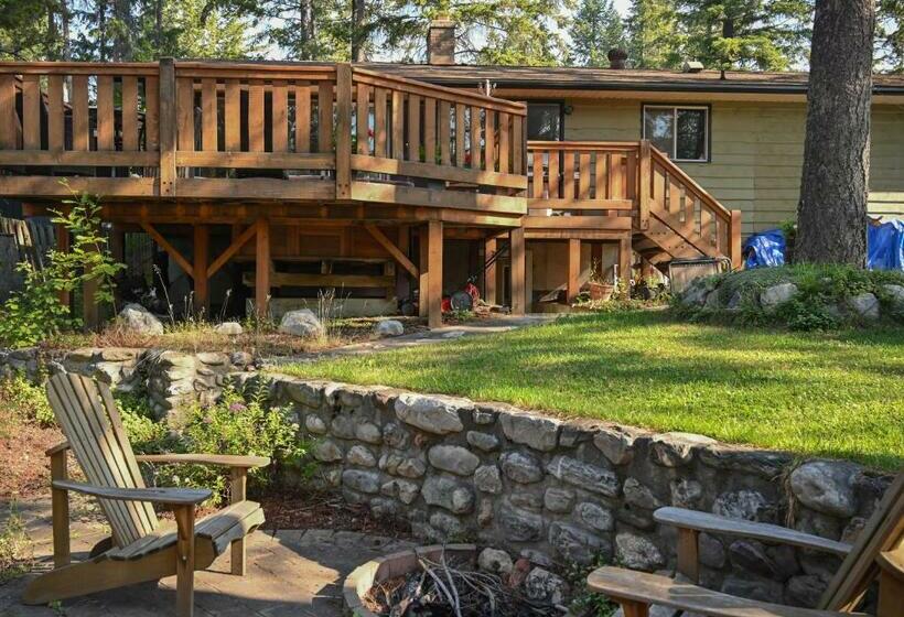 ３ベッドルームハウス, Auberge Kicking Horse Guest House