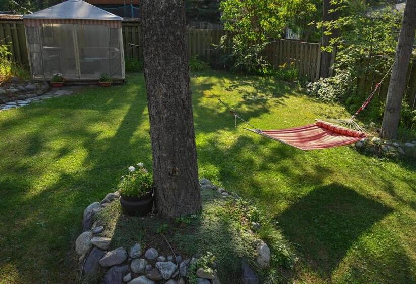 منزل 3 غرف نوم, Auberge Kicking Horse Guest House