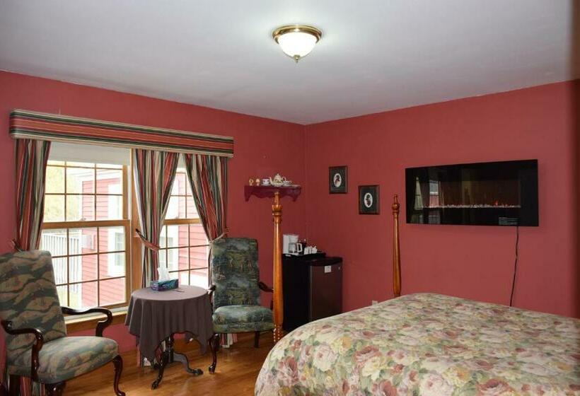 جناح, Auberge Wild Rose Inn