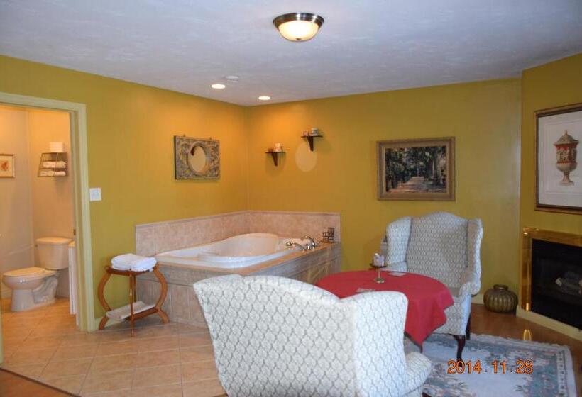 جناح, Auberge Wild Rose Inn